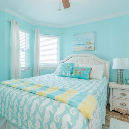 Steps To Pool And Beachamazing Views From Two Balconies غالفيستون، تكساس المظهر الخارجي الصورة